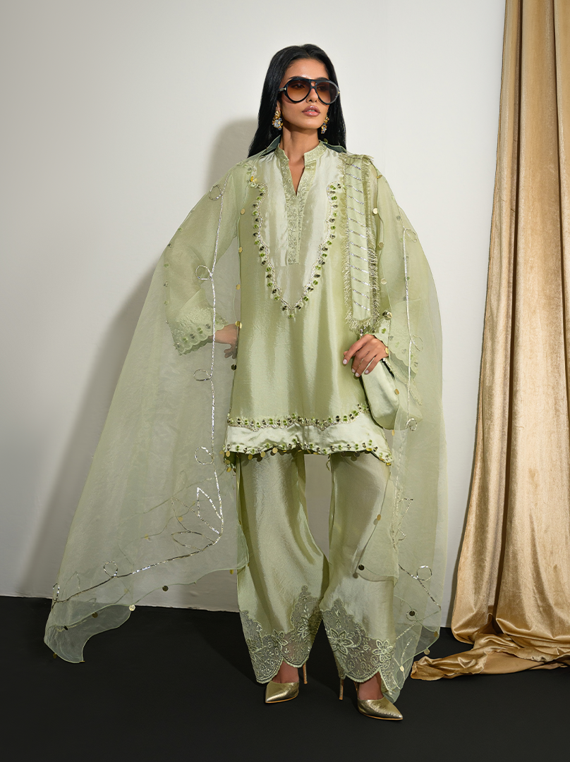The Palm Chic Suit