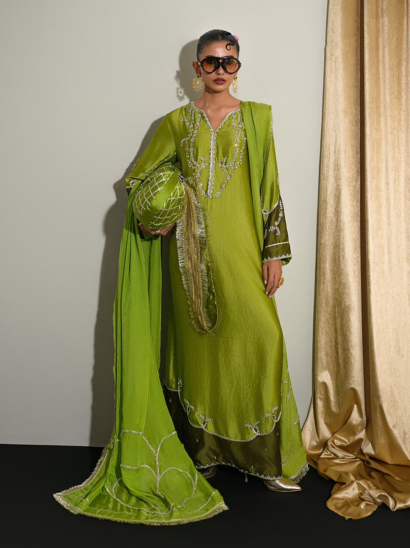 The AMNA Kaftan
