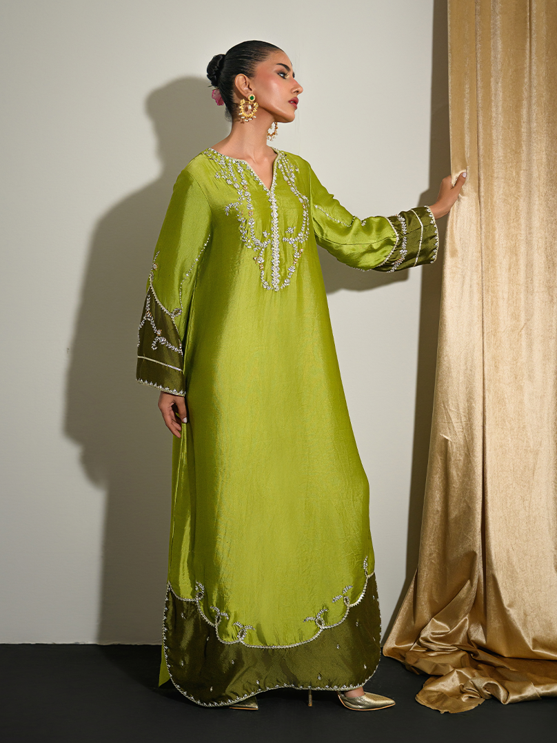 The AMNA Kaftan
