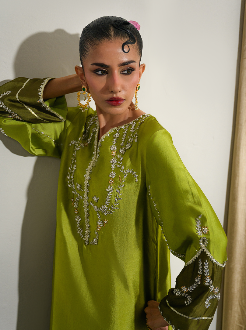The AMNA Kaftan