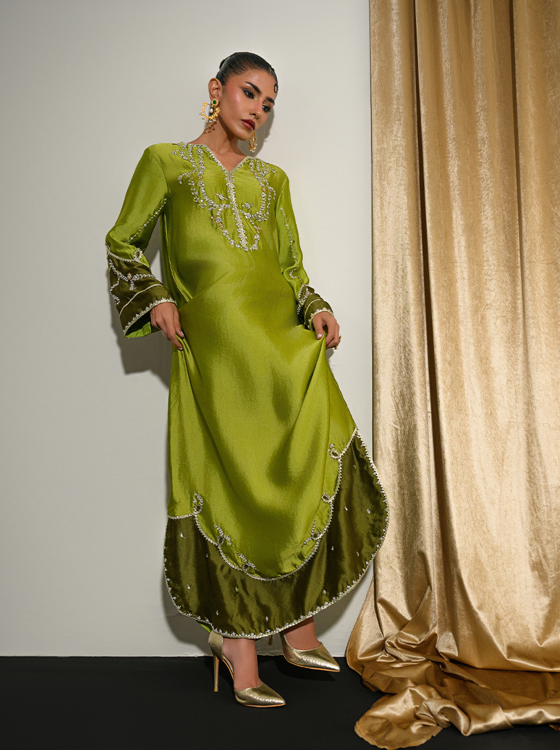 The AMNA Kaftan